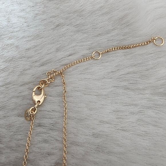 NEW Madewell Gold Flower Pendant Necklace - Picture 8 of 13